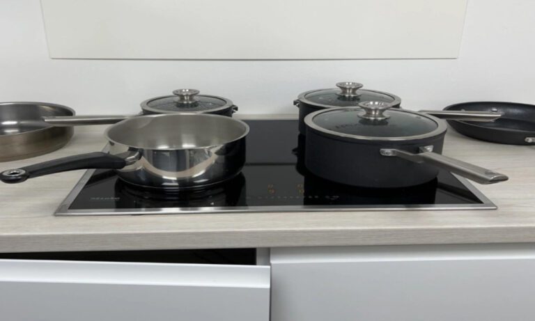 Hard anodized cookware sets