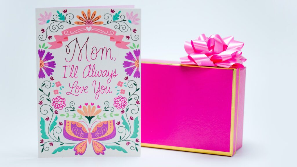 Gift item_ Mother's Day Greeting Card and a Pink Paper Bag